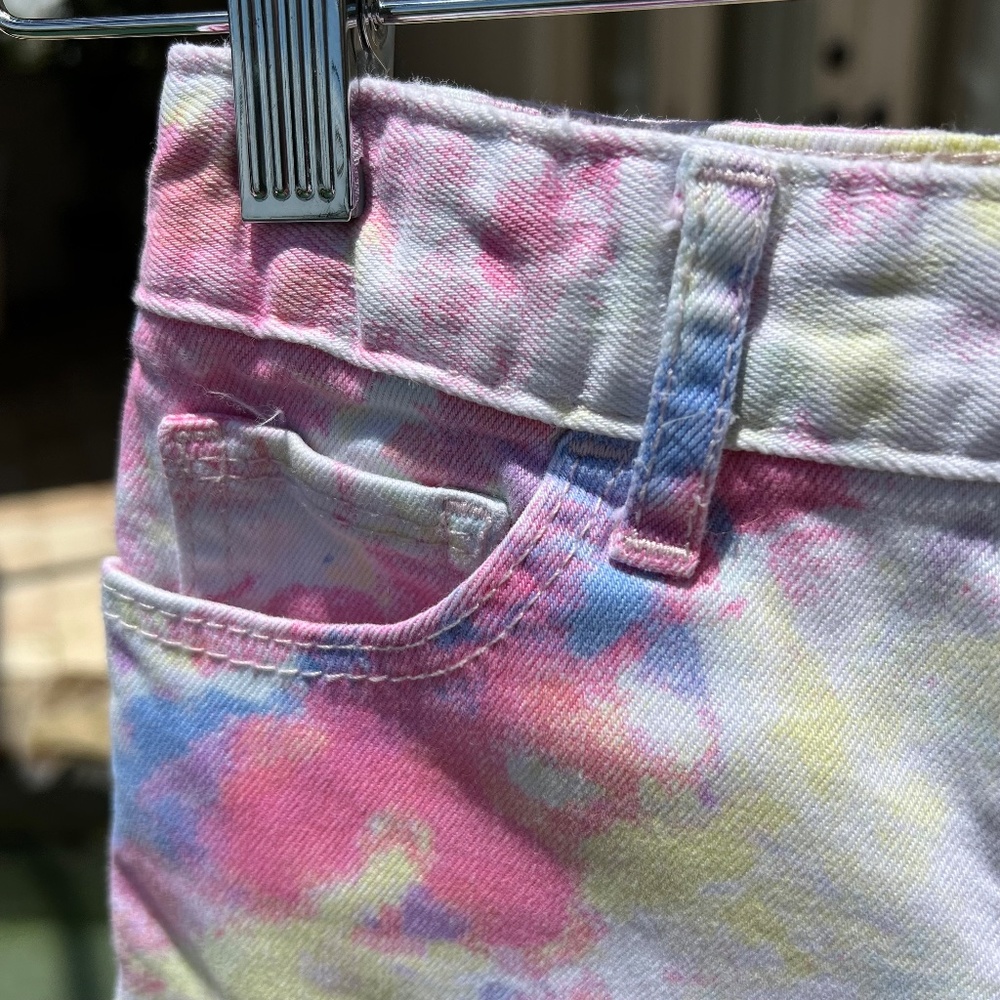 Gap Kids 1969 Tie-Died Jean Shorts - Picture 5 of 15